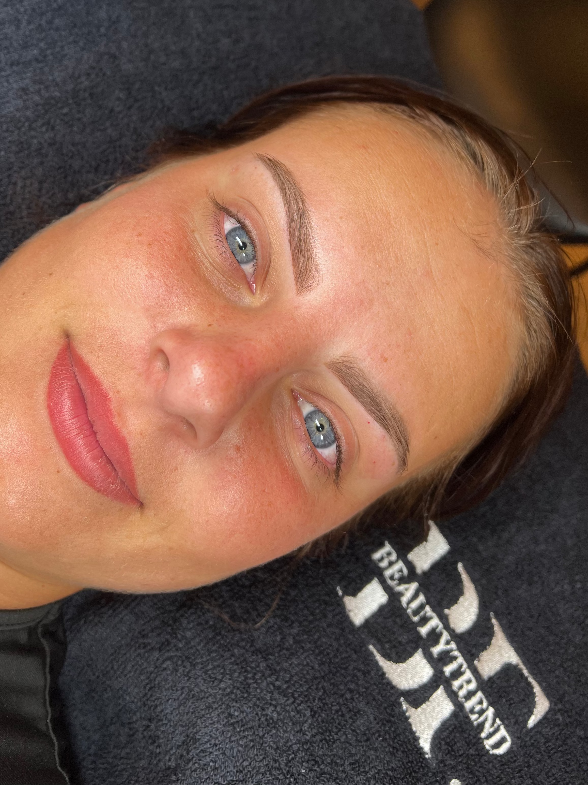 ombre powderbrows prijzen utrecht ombre brows maarssen de meern utrecht pmu microblading maarssen utrecht de meern genezen resultaat